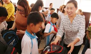 小城大爱主题曲 小城大爱主题曲