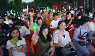 闪烁之光王者赛几天